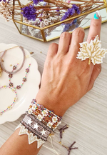 Load image into Gallery viewer, Flower Beads Bracelet
